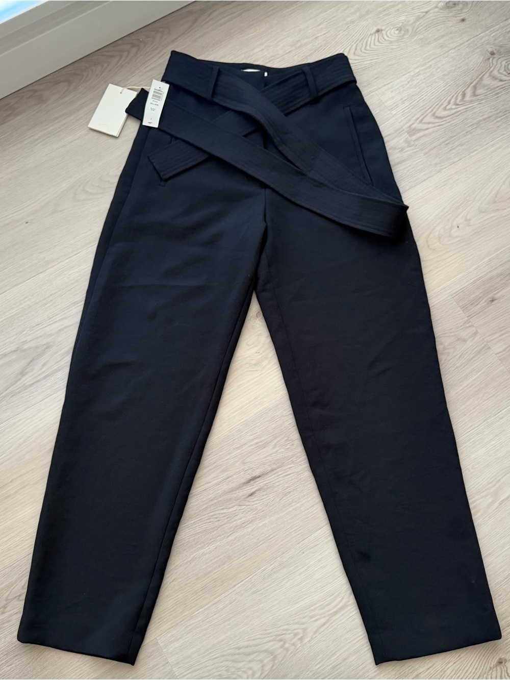 Aritzia Wilfred Jallade Pant Size 2, BNWT